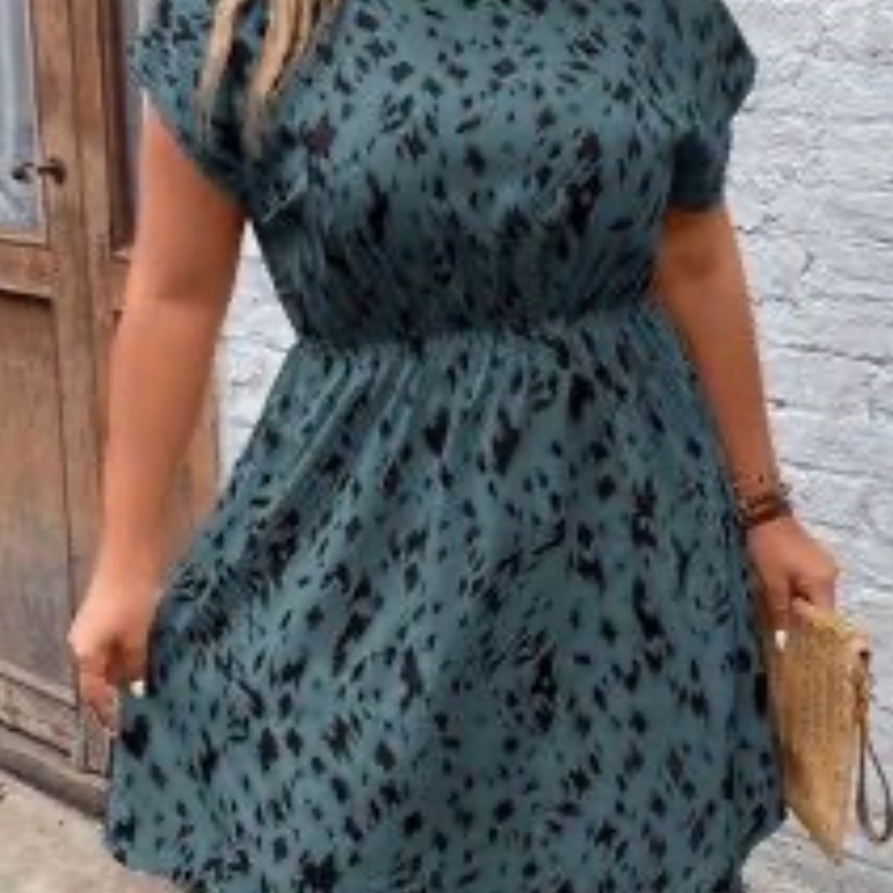Elegant Blue Green Patterned Dress